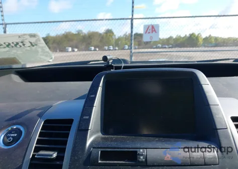 2005 Toyota Prius z USA, uszkodzony, nr VIN JTDKB20U657027218